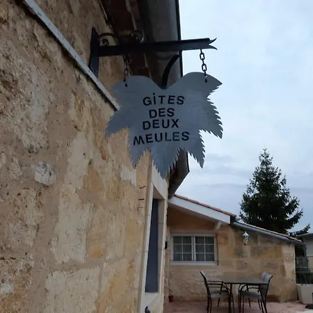 Les Deux Meules * Sainte-Colombe (Gironde)