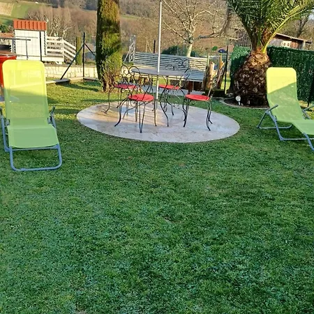 Les Deux Meules Sainte-Colombe (Gironde)