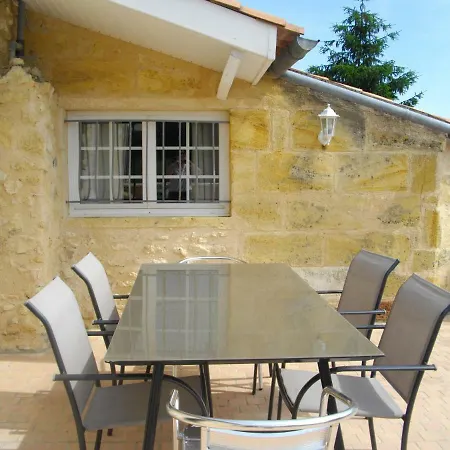 Les Deux Meules * Sainte-Colombe (Gironde)
